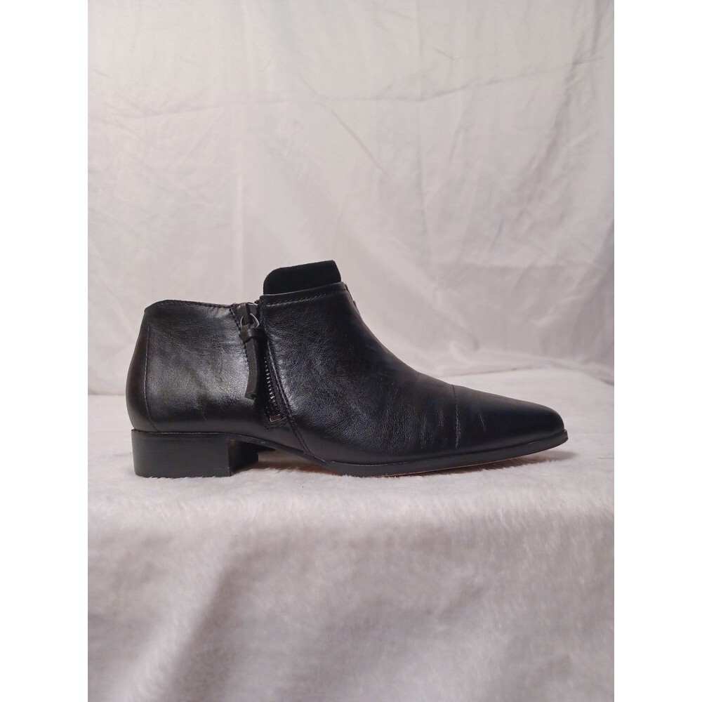 BETTYE Booties‎ - Picture 3 of 4